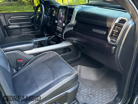 2024 Ram 2500 Laramie with VIN 3C6UR5FL9RG117209, listed as a Copart auction lot 64696495 with 47,038 mi miles and Clean title. Bid and sale history available at DreamBid. Image 5.