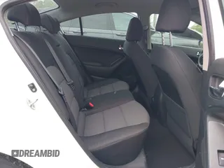 2015 Kia Forte LX with VIN KNAFX4A69F5306199, listed as a IAAI auction lot 42125781 with 116,788 mi miles and . Bid and sale history available at carsss.com. Image 8.