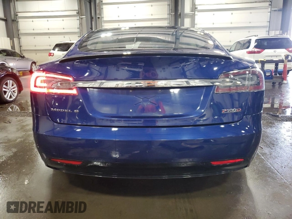 2016 Tesla Model S 90D z VIN 5YJSA1E40GF172712, wystawiony jako Copart lot #63698725 z przebiegiem 99 405 mil mil oraz Szkoda całkowita • Salvage title. Historia ofert i sprzedaży dostępna na DreamBid. Obrazek 6.