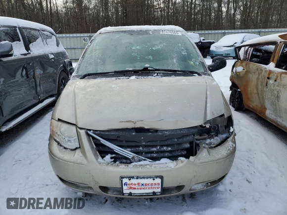 2006 Chrysler Town & Country LWB LX with VIN 2A4GP44R76R716347, listed as a Copart auction lot 87476564 with 79,695 mi miles and Salvage Title. Bid and sale history available at carsss.com. Image 5.