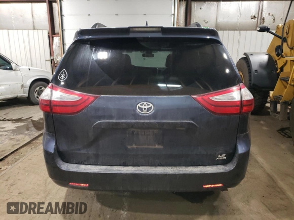 2018 Toyota Sienna LE с VIN 5TDJZ3DC3JS197731, выставлен на аукционе Copart как лот 79896244 с пробегом 63 077 миль миль и Списание • Salvage title. История ставок и продаж доступна на DreamBid. Изображение 6.