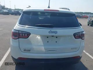 2020 Jeep Compass Latitude z VIN 3C4NJDBBXLT168695, wystawiony jako IAAI lot #42476489 z przebiegiem 23 213 mil mil oraz . Historia ofert i sprzedaży dostępna na DreamBid. Obrazek 16.
