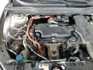 2018 Honda Accord with VIN 1HGCV3F15JA000850, listed as a Copart auction lot 63516225 with 121,176 mi miles and Salvage title. Bid and sale history available at DreamBid. Image 13.