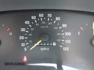 1995 Chevrolet Beretta z VIN 1G1LV15M5SY116047, wystawiony jako IAAI lot #42036344 z przebiegiem 104 222 mil mil oraz . Historia ofert i sprzedaży dostępna na DreamBid. Obrazek 15.