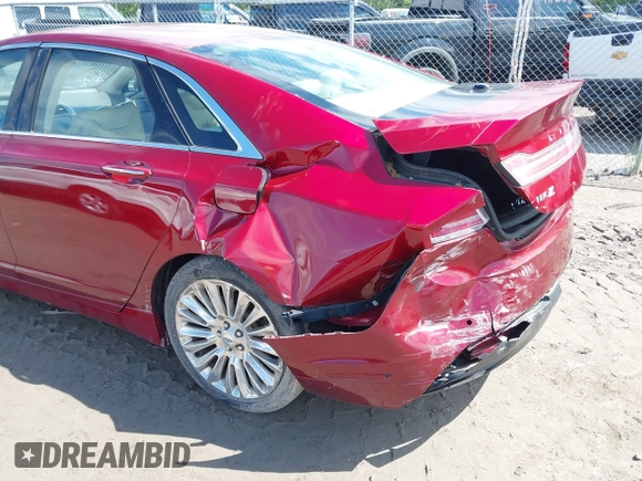 2013 Lincoln MKZ with VIN 3LN6L2G99DR803280, listed as a IAAI auction lot 42343037 with 65,189 mi miles and . Bid and sale history available at DreamBid. Image 6.