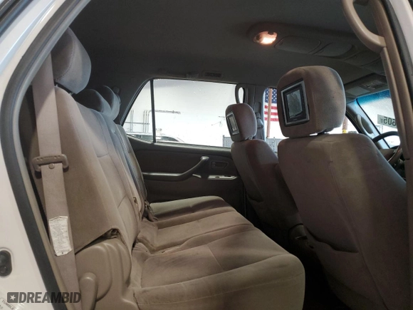 2006 Toyota Sequoia SR5 with VIN 5TDBT44A16S270175, listed as a Copart auction lot 48768605 with 228,446 mi miles and Salvage Title. Bid and sale history available at carsss.com. Image 11.