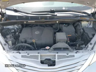 2017 Toyota Sienna XLE Auto Access Seat with VIN 5TDYZ3DC6HS877339, listed as a IAAI auction lot 42028507 with 146,437 mi miles and . Bid and sale history available at DreamBid. Image 10.