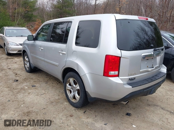 2012 Honda Pilot EX-L with VIN 5FNYF4H5XCB051133, listed as a IAAI auction lot 41907624 with 202,244 mi miles and . Bid and sale history available at carsss.com. Image 3.