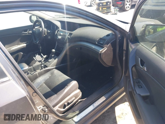 2009 Acura TSX with VIN JH4CU26629C023220, listed as a IAAI auction lot 42618203 with 193,118 mi miles and . Bid and sale history available at DreamBid. Image 5.