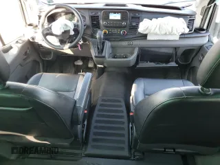 2023 Ford Transit Passenger XL z VIN 1FBAX2X80PKA62847, wystawiony jako Copart lot #57968365 z przebiegiem 51 106 mil mil oraz Szkoda całkowita • Salvage title. Historia ofert i sprzedaży dostępna na DreamBid. Obrazek 8.