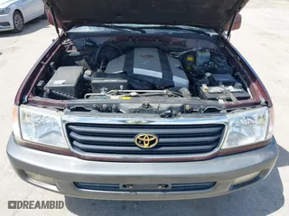 2002 Toyota Land Cruiser with VIN JTEHT05J422022565, listed as a IAAI auction lot 42042565 with 550,000 mi miles. Bid and sale history available at carsss.com. Image 10.