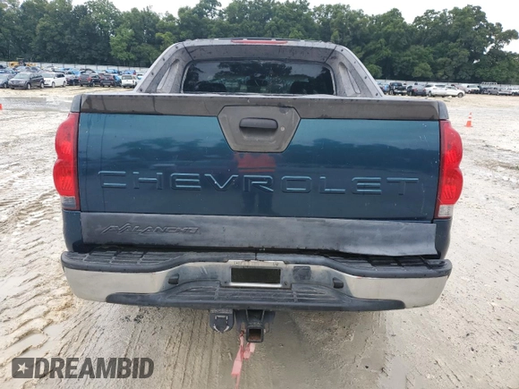2005 Chevrolet Avalanche LS with VIN 3GNEC12Z95G145773, listed as a Copart auction lot 66265774 with 208,082 mi miles and Non Repairable. Bid and sale history available at carsss.com. Image 6.