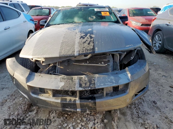 2008 Ford Mustang GT Deluxe z VIN 1ZVHT82H885154382, wystawiony jako Copart lot #51860665 z przebiegiem Nie podano mil oraz Szkoda całkowita • Salvage title. Historia ofert i sprzedaży dostępna na DreamBid. Obrazek 5.