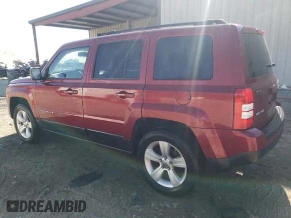 2012 Jeep Patriot Sport with VIN 1C4NJRBBXCD525330, listed as a Copart auction lot 77744554 with 170,549 mi miles and Salvage Title. Bid and sale history available at carsss.com. Image 2.