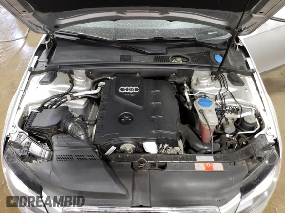 2009 Audi A4 z VIN WAUGF98K49A167487, wystawiony jako Copart lot #70488014 z przebiegiem 68 446 mil mil oraz Szkoda całkowita • Salvage title. Historia ofert i sprzedaży dostępna na DreamBid. Obrazek 12.