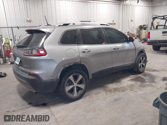 2019 Jeep Cherokee Limited with VIN 1C4PJMDX4KD217959, listed as a IAAI auction lot 41521547 with 30,153 mi miles and . Bid and sale history available at DreamBid. Image 4.