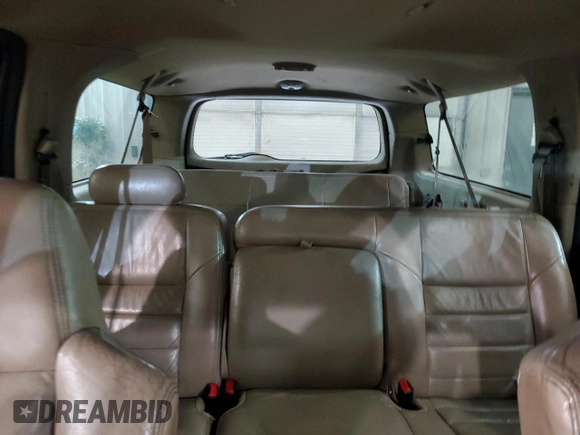 2004 Ford Excursion Limited с VIN 1FMNU43S64EA70976, выставлен на аукционе Copart как лот 72036304 с пробегом 321 026 миль миль и Списание • Salvage title. История ставок и продаж доступна на DreamBid. Изображение 10.