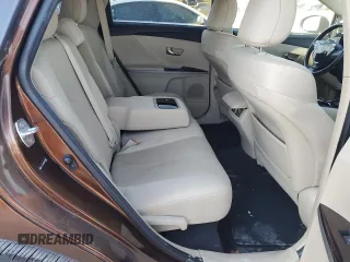 2010 Toyota Venza z VIN 4T3ZA3BB0AU029855, wystawiony jako Copart lot #49060565 z przebiegiem Nie podano mil oraz Szkoda całkowita • Salvage title. Historia ofert i sprzedaży dostępna na DreamBid. Obrazek 10.