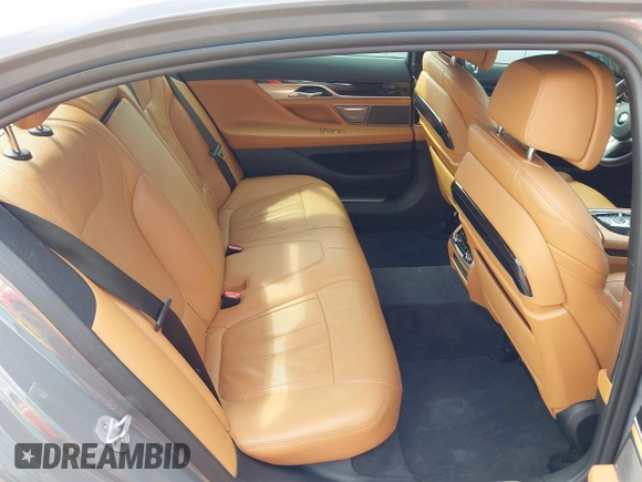 2020 BMW 7 Series 740i с VIN WBA7T2C0XLGF96842, выставлен на аукционе IAAI как лот 42230866 с пробегом 60 664 миль миль и . История ставок и продаж доступна на DreamBid. Изображение 8.