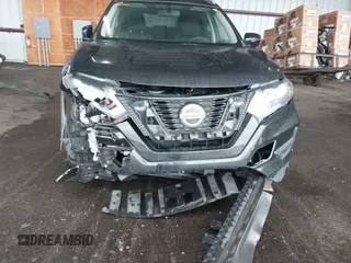 2018 Nissan Rogue SV with VIN KNMAT2MV8JP597520, listed as a IAAI auction lot 41963674 with 125,047 mi miles. Bid and sale history available at carsss.com. Image 11.