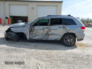 2017 Jeep Grand Cherokee Limited with VIN 1C4RJEBG5HC867724, listed as a IAAI auction lot 41749355 with 138,255 mi miles. Bid and sale history available at carsss.com. Image 14.