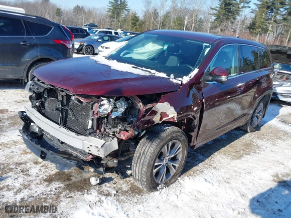 2015 Toyota Highlander LE with VIN 5TDBKRFH2FS095526, listed as a IAAI auction lot 41396935 with 134,624 mi miles. Bid and sale history available at carsss.com. Image 17.