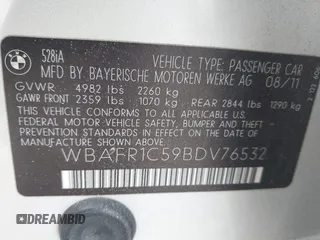 2011 BMW 5 Series 528i with VIN WBAFR1C59BDV76532, listed as a IAAI auction lot 41976374 with 135,732 mi miles and . Bid and sale history available at carsss.com. Image 9.