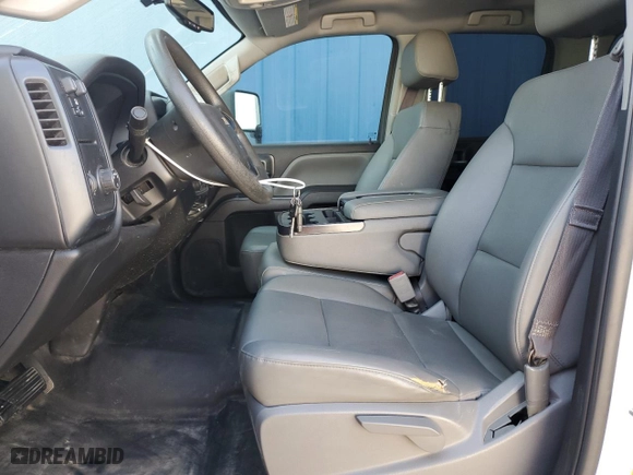 2017 Chevrolet Silverado 2500HD Work Truck with VIN 1GC2CUEG7HZ186981, listed as a Copart auction lot 73552514 with 153,068 mi miles and Clean Title. Bid and sale history available at carsss.com. Image 7.