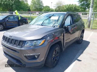 2018 Jeep Compass Latitude with VIN 3C4NJDBB0JT454598, listed as a IAAI auction lot 42318972 with 42,848 mi miles and . Bid and sale history available at DreamBid. Image 6.