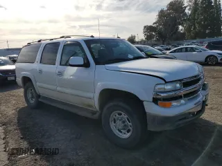 2003 Chevrolet Suburban LT with VIN 3GNGK26U93G267286, listed as a Copart auction lot 48900485 with 162,088 mi miles and Salvage Title. Bid and sale history available at carsss.com. Image 4.