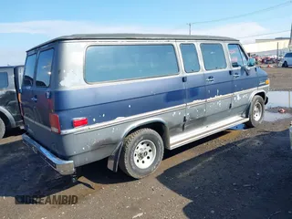 1988 Chevrolet Express Beauville with VIN 1GNEG25K7J7153739, listed as a IAAI auction lot 42216044 with 83,051 mi miles and . Bid and sale history available at DreamBid. Image 4.
