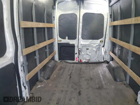 2017 Ford Transit z VIN 1FTYR2XM6HKA58420, wystawiony jako Copart lot #54891555 z przebiegiem 395 259 mil mil oraz Szkoda całkowita • Salvage title. Historia ofert i sprzedaży dostępna na DreamBid. Obrazek 10.