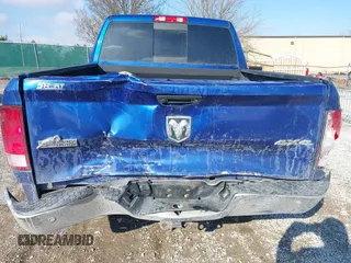 2018 Ram 1500 Big Horn z VIN 3C6RR7LG5JG203226, wystawiony jako IAAI lot #41236613 z przebiegiem 109 110 mil mil oraz . Historia ofert i sprzedaży dostępna na DreamBid. Obrazek 6.
