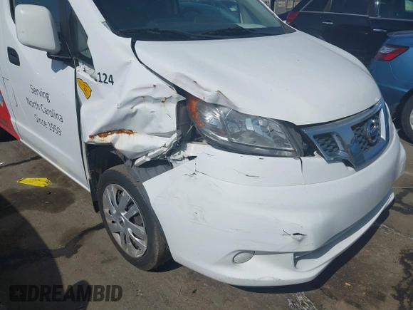 2017 Nissan NV200 S z VIN 3N6CM0KN1HK703120, wystawiony jako IAAI lot #40017819 z przebiegiem 108 983 mil mil oraz . Historia ofert i sprzedaży dostępna na DreamBid. Obrazek 6.