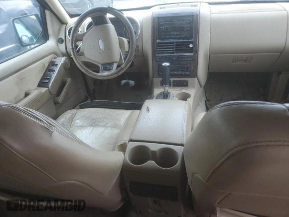 2007 Ford Explorer Limited с VIN 1FMEU65817UB10386, выставлен на аукционе Copart как лот 49326335 с пробегом Не указан миль и Чистый • Clean title. История ставок и продаж доступна на DreamBid. Изображение 8.