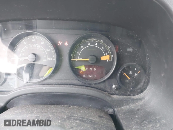 2014 Jeep Patriot Latitude with VIN 1C4NJPFA6ED502457, listed as a IAAI auction lot 41334385 with 160,600 mi miles and . Bid and sale history available at carsss.com. Image 7.