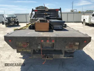 2000 Ford F-550 XL with VIN 1FDAW56F2YEA85137, listed as a Copart auction lot 67577314 with 268,079 mi miles and Salvage Title. Bid and sale history available at carsss.com. Image 6.