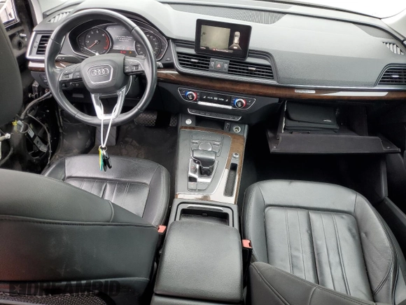 2019 Audi Q5 Premium with VIN WA1ANAFY6K2125353, listed as a Copart auction lot 44098445 with 103,860 mi miles and Salvage title. Bid and sale history available at DreamBid. Image 8.