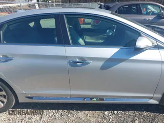 2017 Hyundai Sonata Sport with VIN 5NPE34AF8HH569247, listed as a IAAI auction lot 41494824 with 98,066 mi miles and . Bid and sale history available at DreamBid. Image 14.
