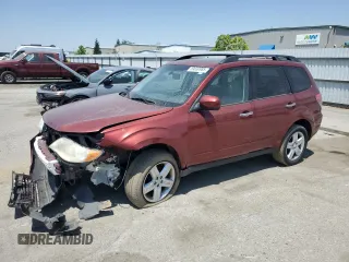 2010 Subaru Forester X Premium с VIN JF2SH6CC5AH749715, выставлен на аукционе Copart как лот 59630985 с пробегом 215 990 миль миль и Списание • Salvage title. История ставок и продаж доступна на DreamBid. Изображение 1.