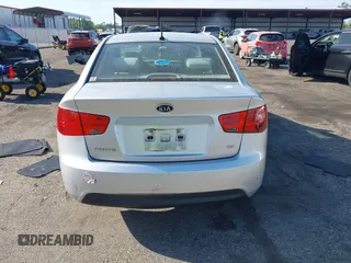 2012 Kia Forte EX with VIN KNAFU4A26C5513375, listed as a IAAI auction lot 41891066 with 181,877 mi miles. Bid and sale history available at carsss.com. Image 16.