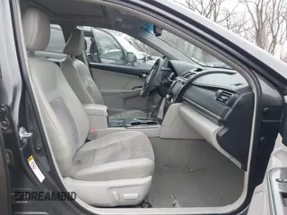 2012 Toyota Camry XLE z VIN 4T1BD1FK1CU048272, wystawiony jako IAAI lot #41711586 z przebiegiem 104 734 mil mil oraz . Historia ofert i sprzedaży dostępna na DreamBid. Obrazek 5.