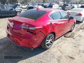 2020 Acura ILX w/Premium Pkg with VIN 19UDE2F78LA007121, listed as a IAAI auction lot 41646183 with 34,285 mi miles. Bid and sale history available at carsss.com. Image 4.