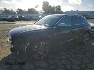 2018 Audi SQ5 Premium Plus with VIN WA1A4AFY0J2036475, listed as a Copart auction lot 86401864 with 85,061 mi miles and Salvage Title. Bid and sale history available at DreamBid. Image 1.