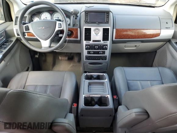 2008 Chrysler Town & Country Touring с VIN 2A8HR54P98R803719, выставлен на аукционе Copart как лот 46931805 с пробегом 159 751 миль миль и Списание • Salvage title. История ставок и продаж доступна на DreamBid. Изображение 8.