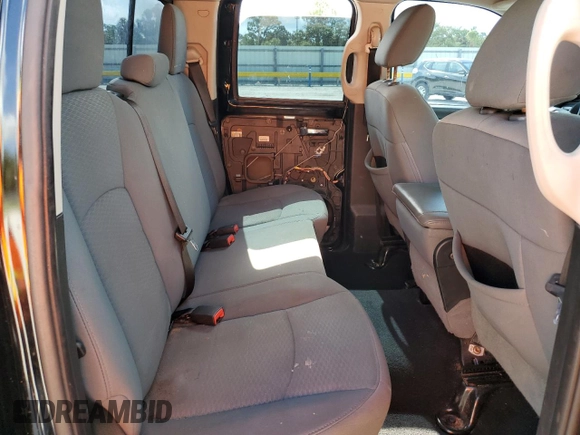 2013 Ram 1500 SLT z VIN 1C6RR6GP9DS512294, wystawiony jako Copart lot #57218215 z przebiegiem 168 136 mil mil oraz Nie do naprawy • Non repairable. Historia ofert i sprzedaży dostępna na DreamBid. Obrazek 10.
