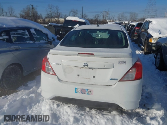 2016 Nissan Versa SV with VIN 3N1CN7AP9GL826414, listed as a IAAI auction lot 41240500 with 94,988 mi miles. Bid and sale history available at carsss.com. Image 16.