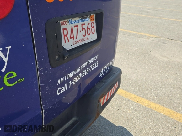 2014 Chevrolet Express Cargo z VIN 1GCSGAFXXE1162573, wystawiony jako IAAI lot #42547277 z przebiegiem 230 224 mil mil oraz . Historia ofert i sprzedaży dostępna na DreamBid. Obrazek 18.