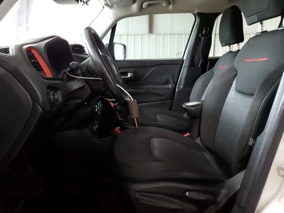 2015 Jeep Renegade Trailhawk with VIN ZACCJBCT8FPB78351, listed as a Copart auction lot 64036095 with 127,784 mi miles and Salvage title. Bid and sale history available at DreamBid. Image 7.
