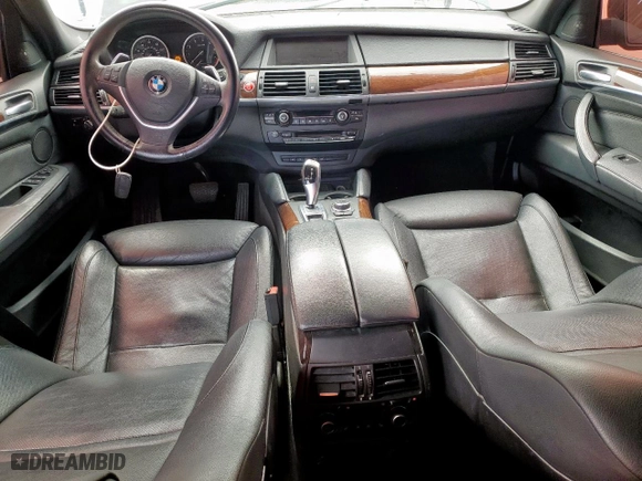 2014 BMW X6 50i with VIN 5UXFG8C52EL592419, listed as a Copart auction lot 44024455 with 97,494 mi miles and Clean Title. Bid and sale history available at carsss.com. Image 8.